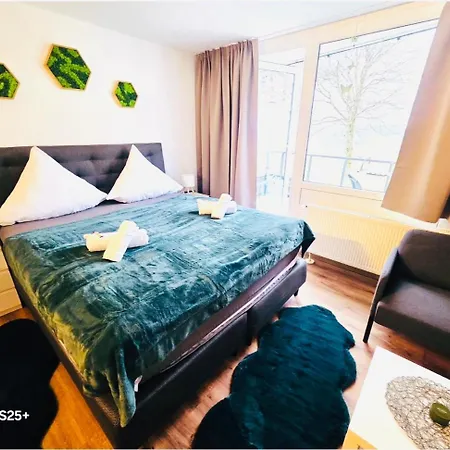 Harmonia Inklusive Hallenbad, Aussenpool, Sauna & Fitnessstudio, Familienfreundlich Ausgestattet, Grosses 2-zimmer-apartment アパート *