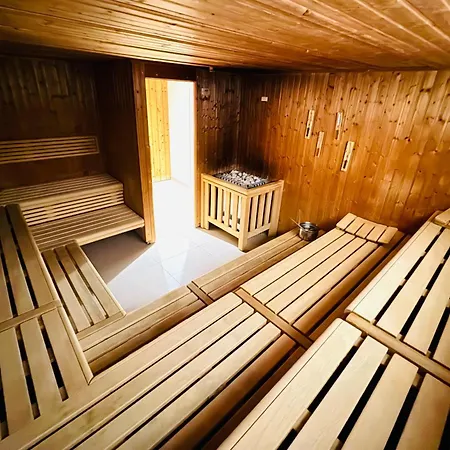 Harmonia Inklusive Hallenbad, Aussenpool, Sauna & Fitnessstudio, Familienfreundlich Ausgestattet, Grosses 2-zimmer-apartment 公寓 圣恩吉玛