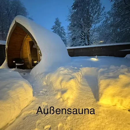 Harmonia Inklusive Hallenbad, Aussenpool, Sauna & Fitnessstudio, Familienfreundlich Ausgestattet, Grosses 2-zimmer-apartment *