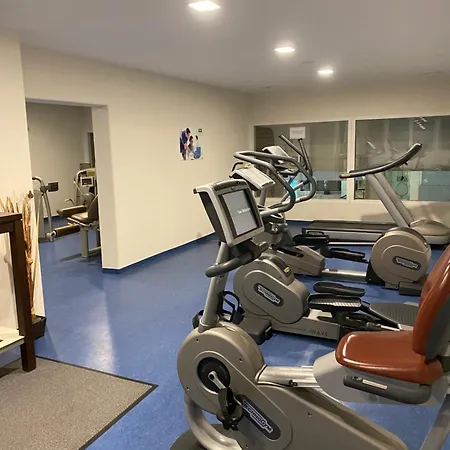 Harmonia Inklusive Hallenbad, Aussenpool, Sauna & Fitnessstudio, Familienfreundlich Ausgestattet, Grosses 2-zimmer-apartment 公寓 圣恩吉玛