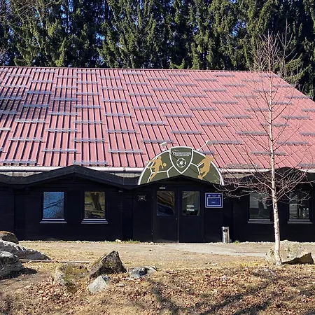 Harmonia Inklusive Hallenbad, Aussenpool, Sauna & Fitnessstudio, Familienfreundlich Ausgestattet, Grosses 2-zimmer-apartment
